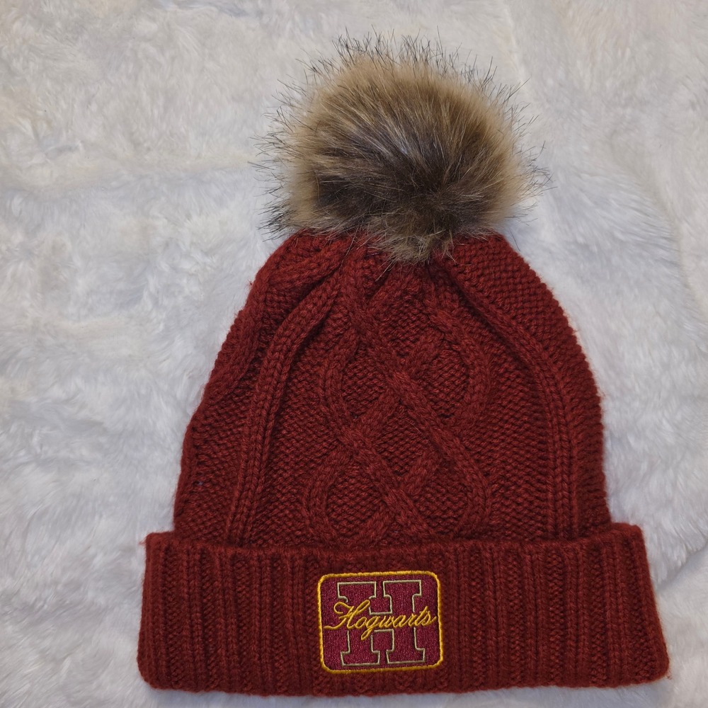 Harry Potter Beanie Unisex OSFM Burgundy Excellent Hogwarts Cable Knit Pom Hat